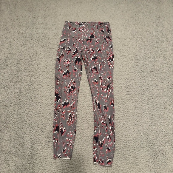 Lululemon Fast and Free High Rise Tight 25"
Floral Flux Multi Size 4 - Picture 1 of 12